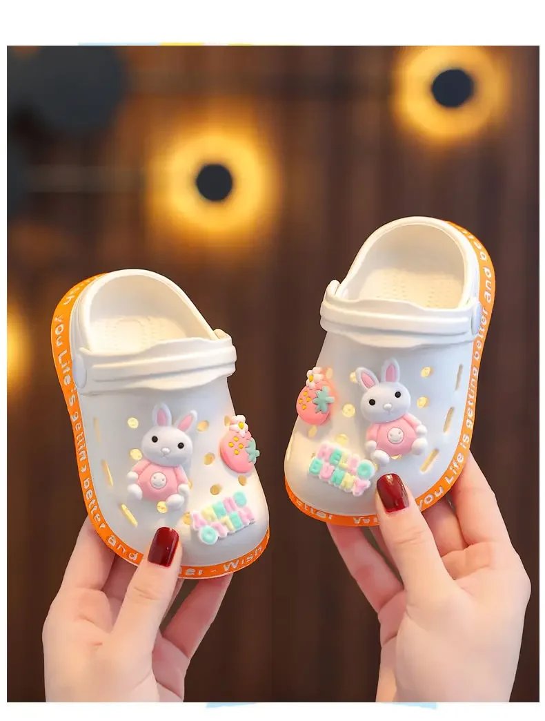 Children's Slippers Cute Cartoon Girls Boys with Soft Soles Baby Bags Perforated Shoes Home and Baby Sandals Children's Slippers Cute Cartoon Girls Boys with Soft Soles Baby Bags Perforated Shoes Home and Baby Sandals