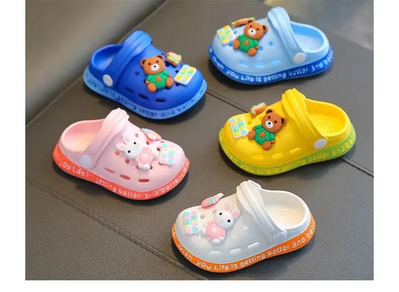 Children's Slippers Cute Cartoon Girls Boys with Soft Soles Baby Bags Perforated Shoes Home and Baby Sandals Children's Slippers Cute Cartoon Girls Boys with Soft Soles Baby Bags Perforated Shoes Home and Baby Sandals