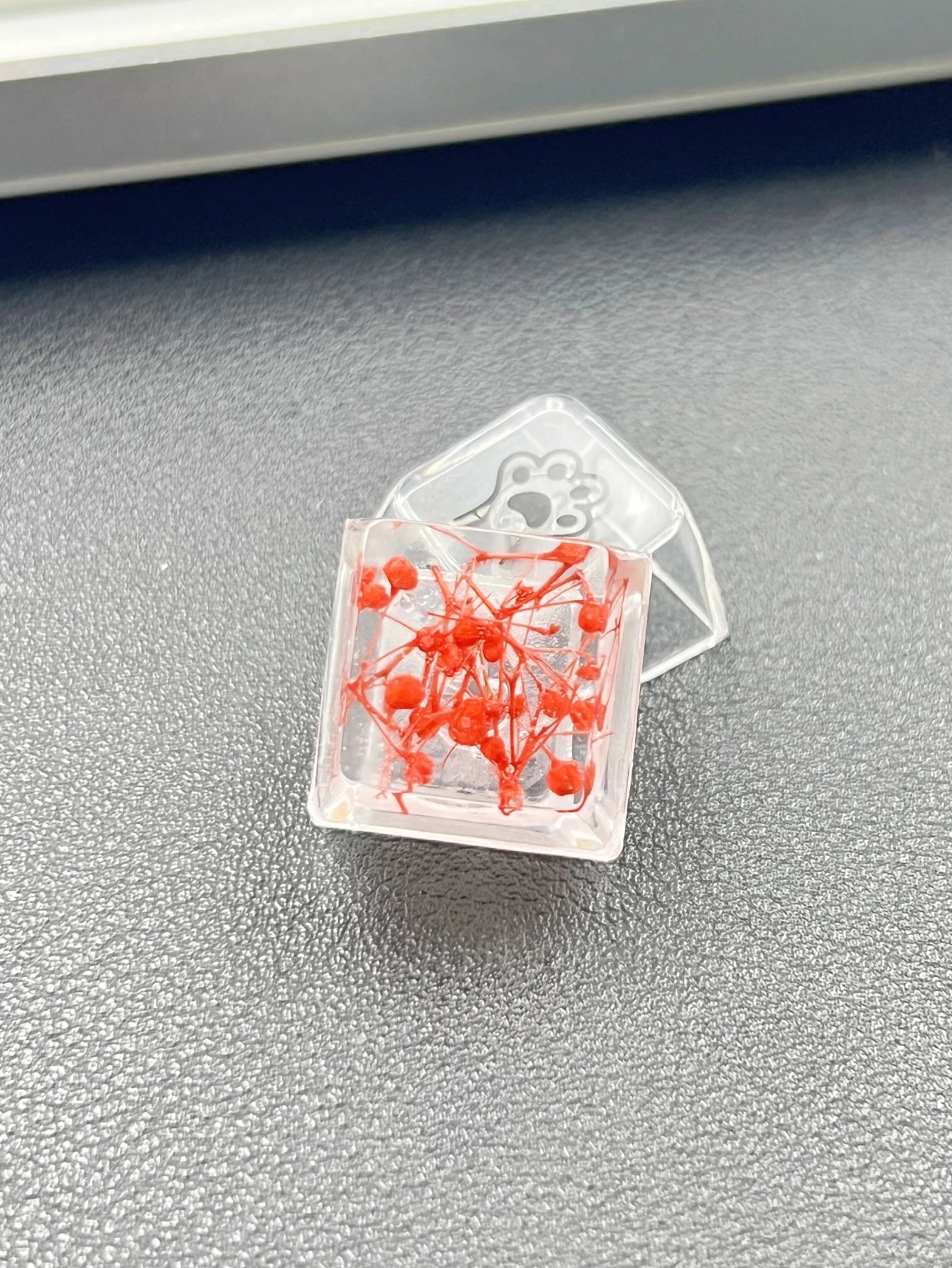 1Pcs High Quality Epoxy DIY Translucent Leaves Dry Flowers Paper Cross Axis Mechanical Keyboard Keycap Universal Accessories