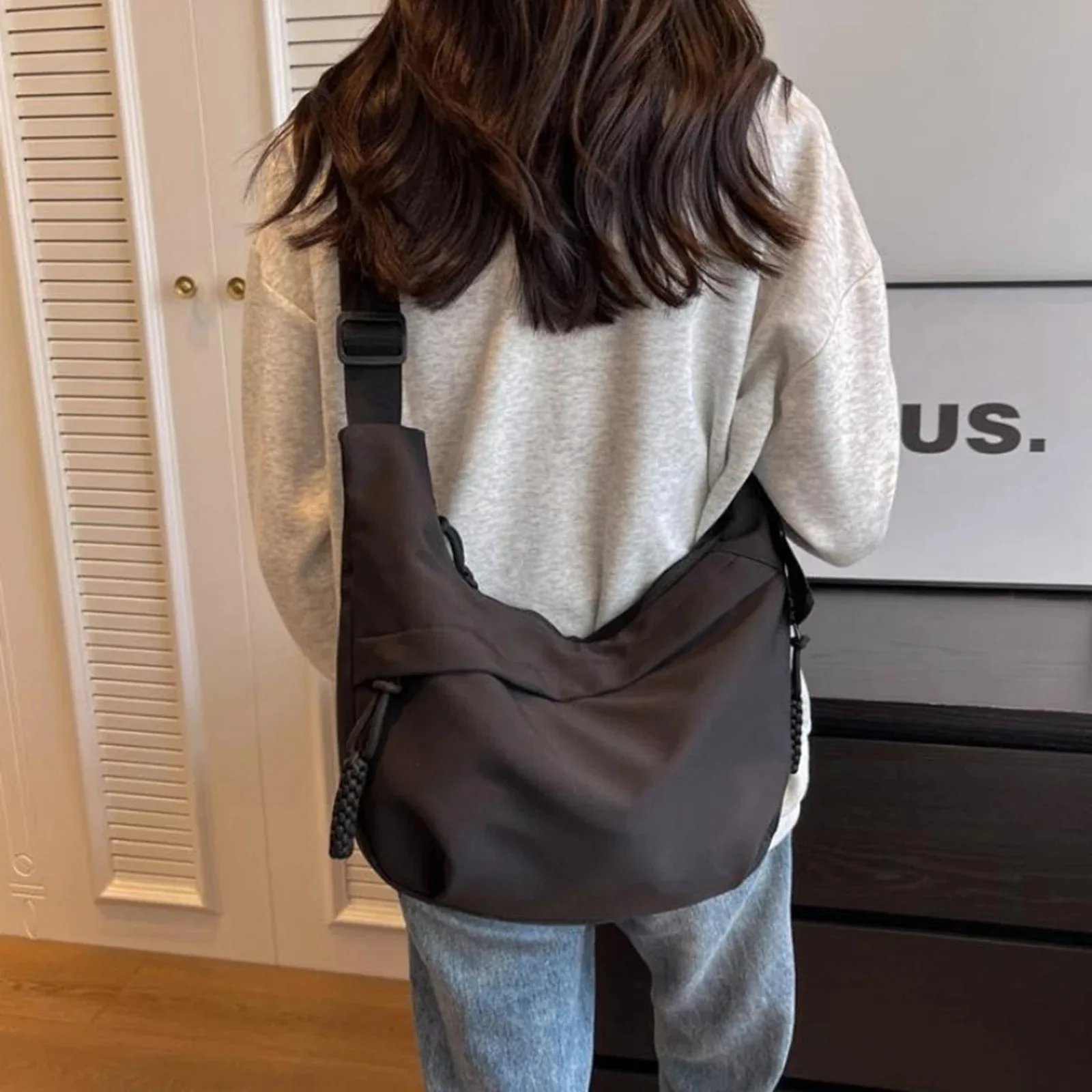 New retro nylon tote bag, stylish large capacity shoulder bag, commuting crossbody bag